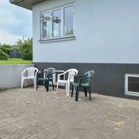 Holiday home Holiday Perikumvej Ega¥ X Skaering